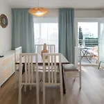 Welcs 224 Emp Con Terraza דירה *